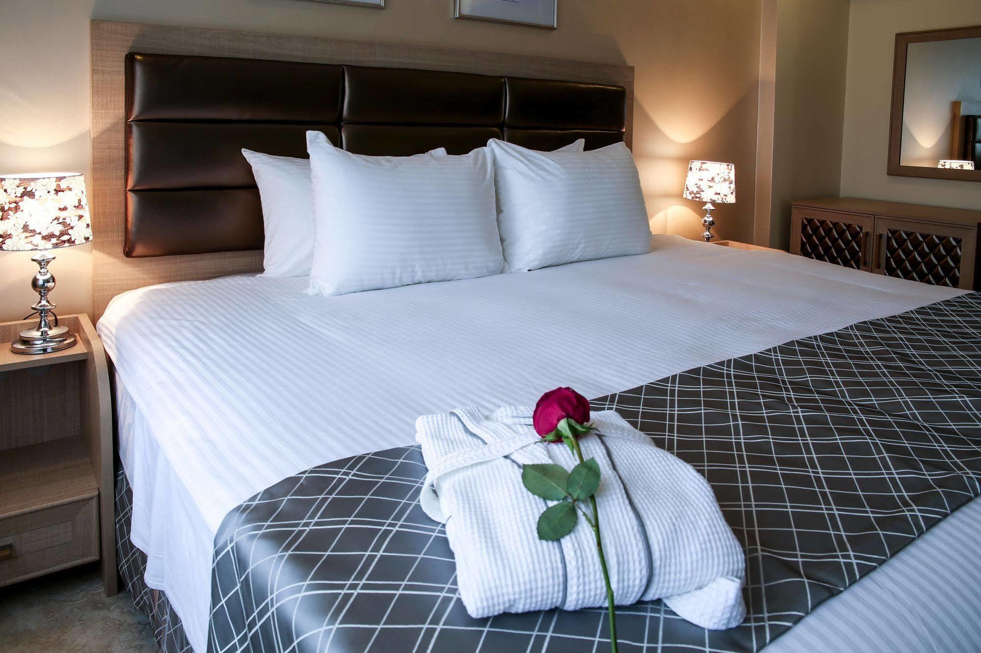 Adams Hotel Kuwait City Eksteriør bilde