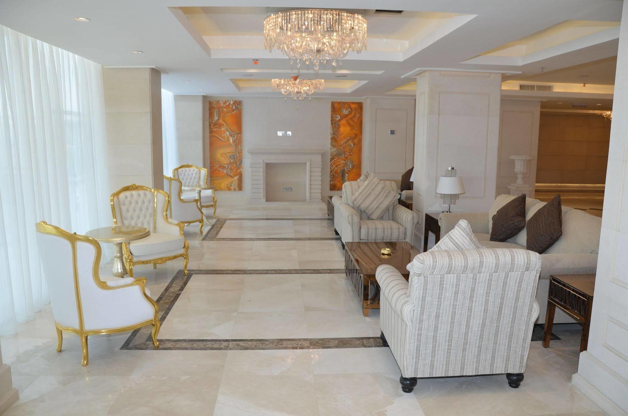 Adams Hotel Kuwait City Eksteriør bilde